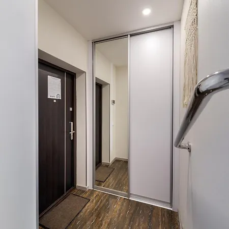 Inshiapartments On Hazova Str 8 *